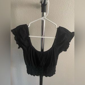 Billabong black crop tee